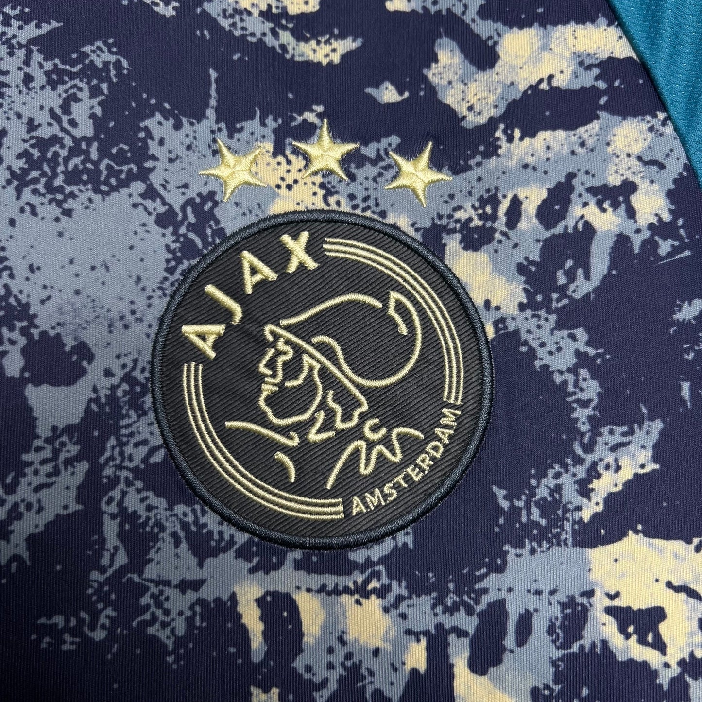 Ajax Away 2024/2025