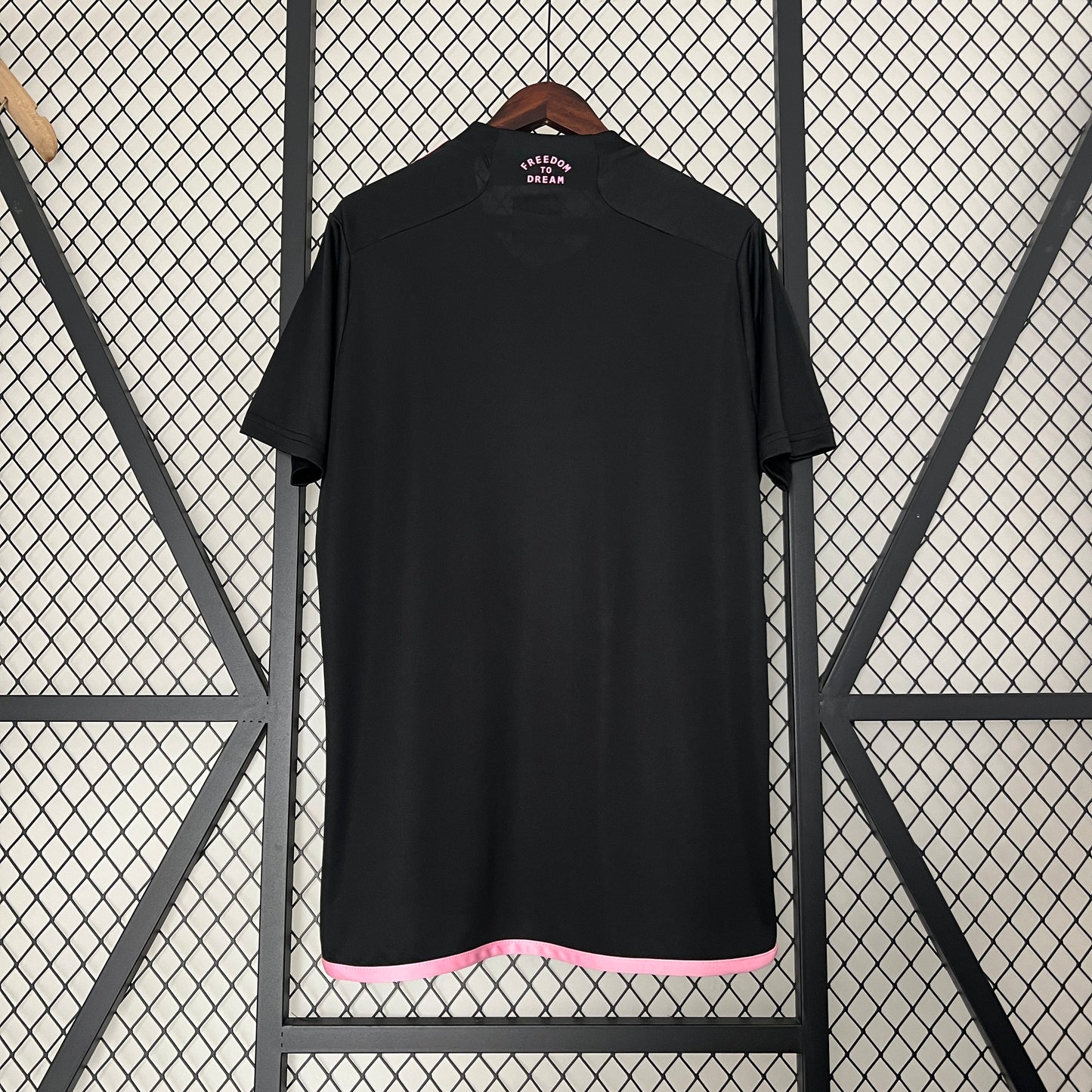 Miami Away 2024/2025