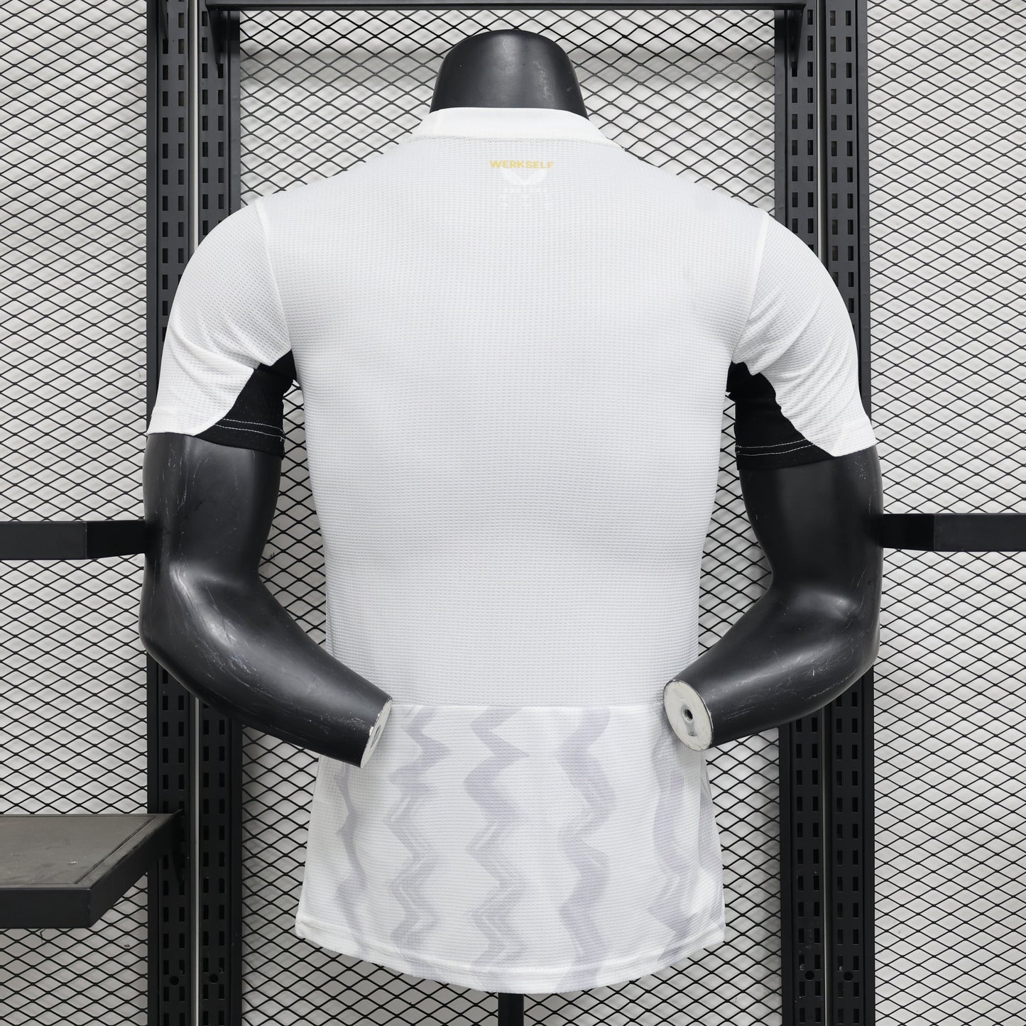 Bayer Leverkusen Player Away 2024/2025