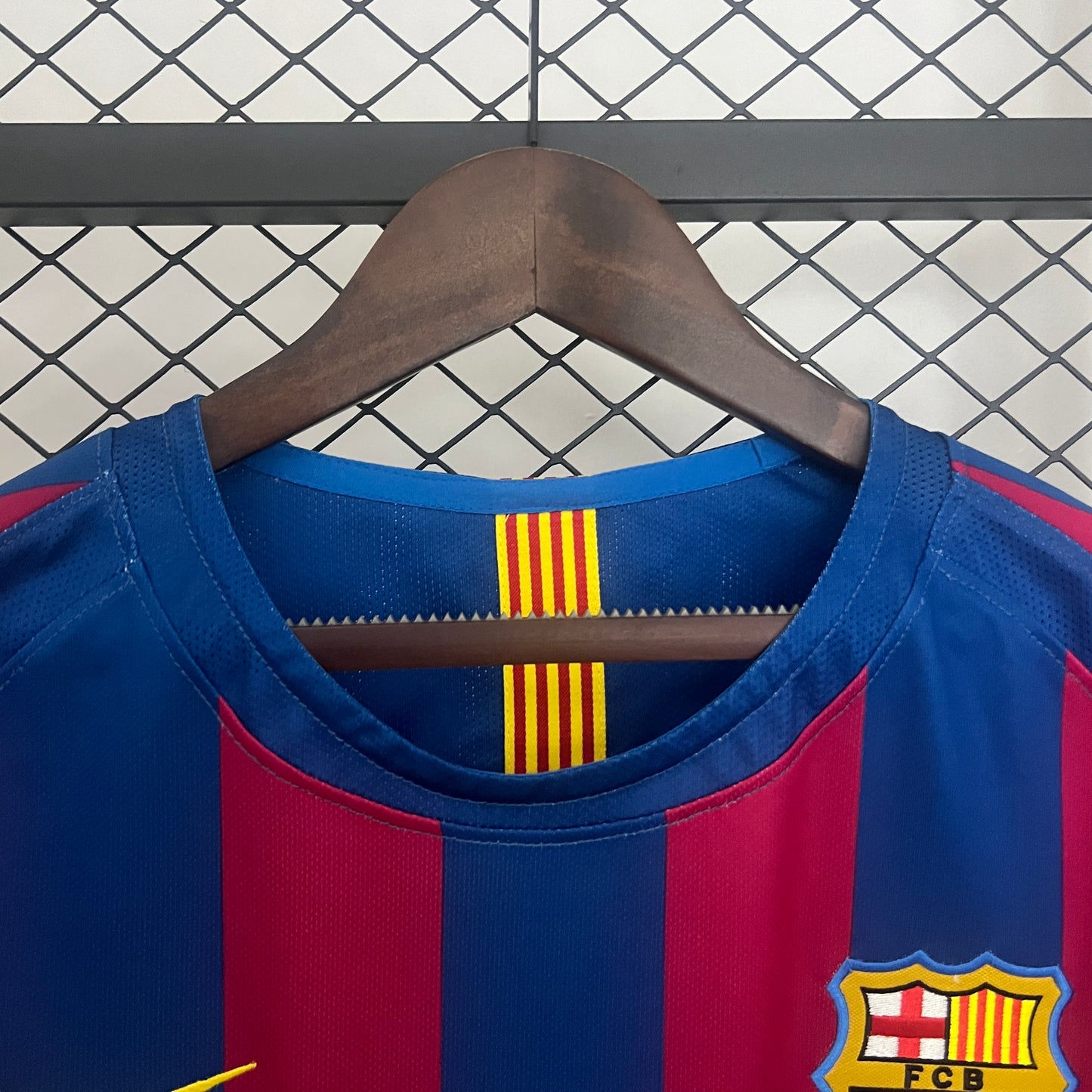 FC Barcelona Retro Home 2005/2006