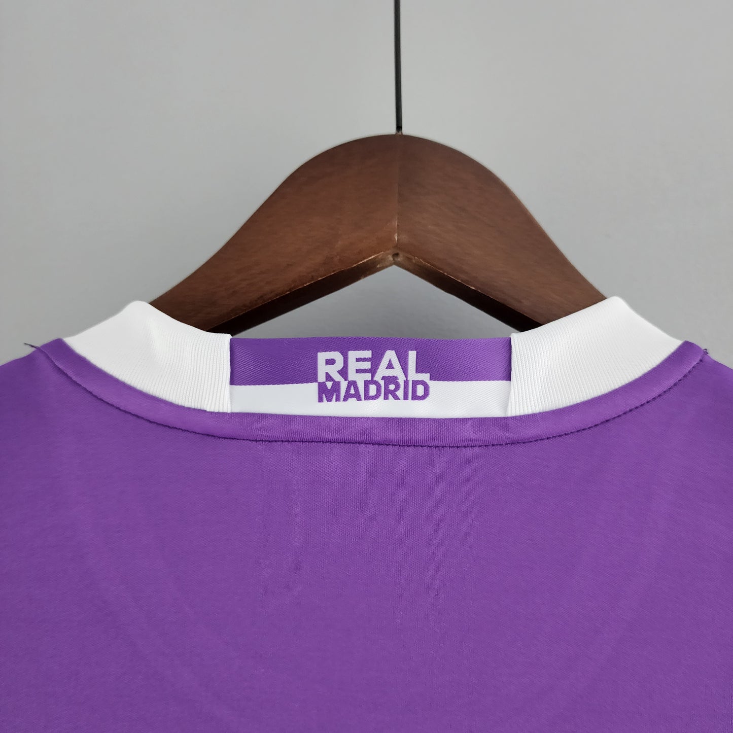 Real Madrid Retro Away 2017/2018