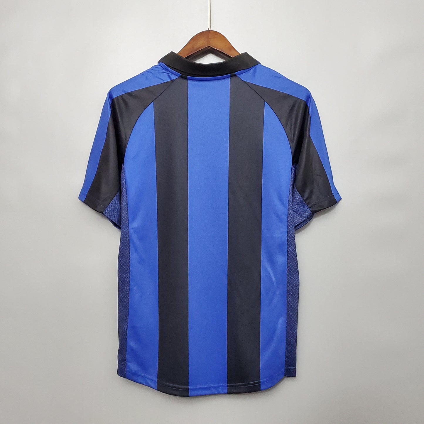 Inter Milan Retro Home 2001/2002