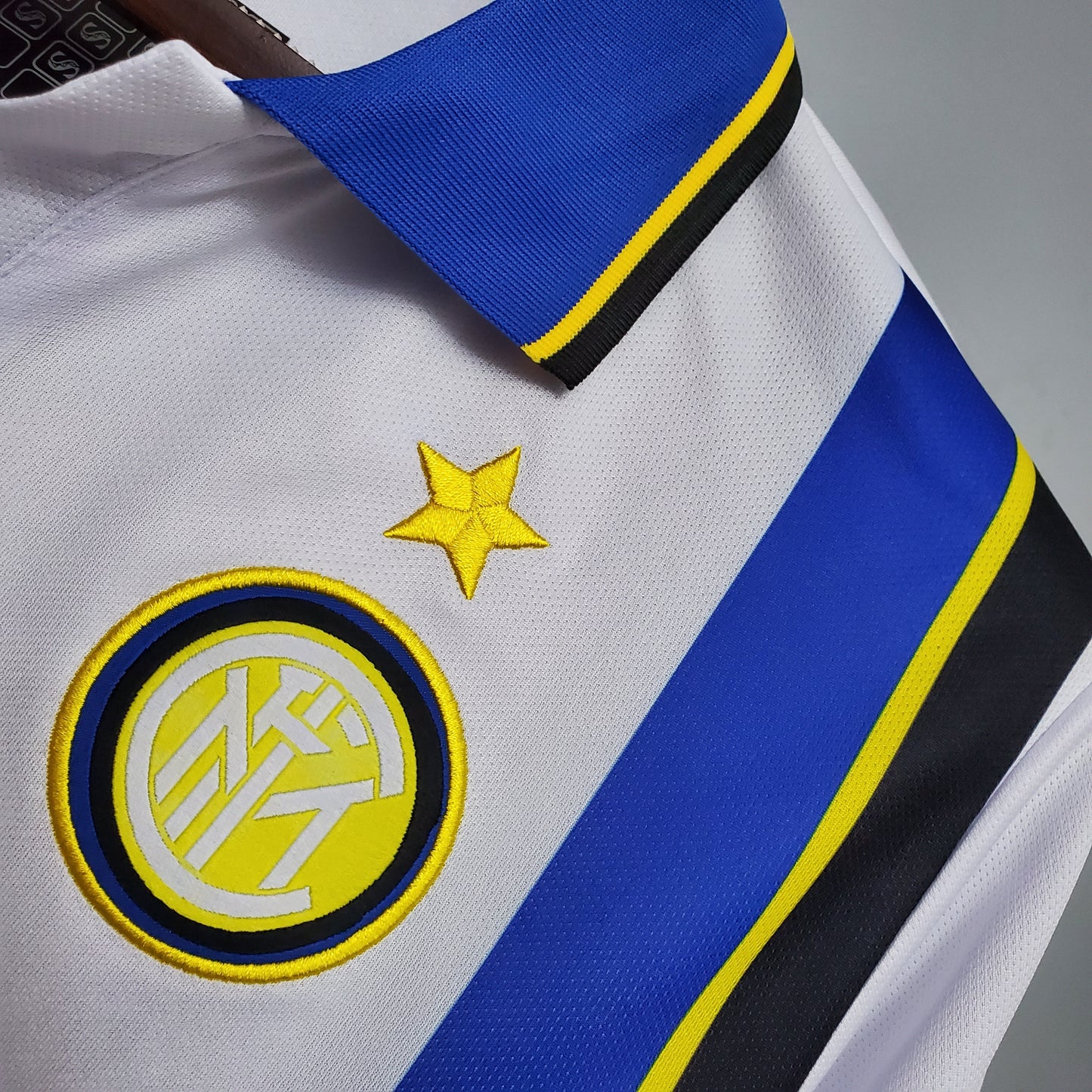 Inter Milan Retro Away 1997/1998