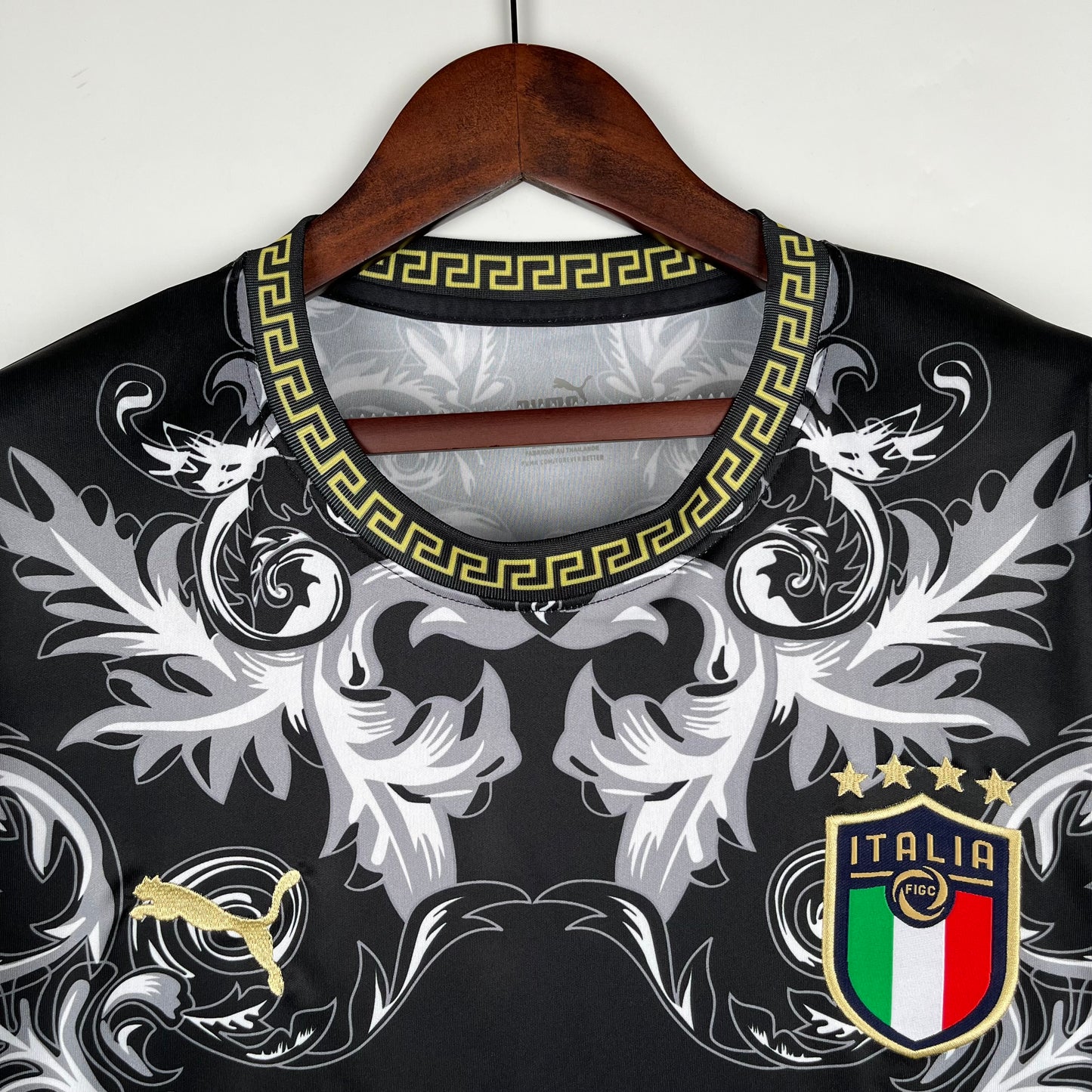 Italie Concept « Noir » 2023/2024