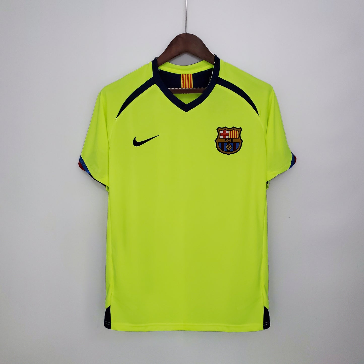 FC Barcelona Retro Away 2005/2006