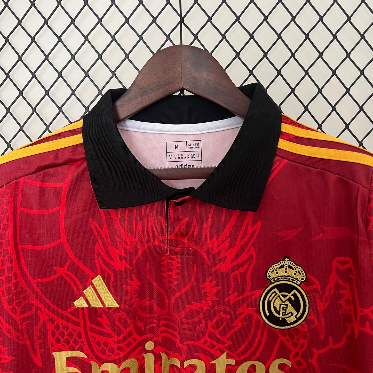 Real Madrid Concept « Rouge » 2024/2025