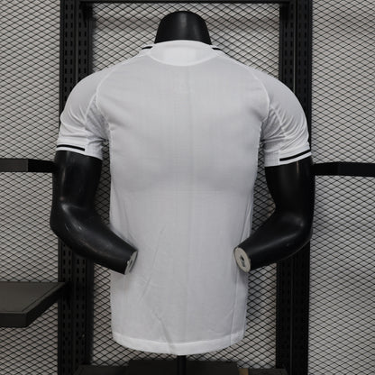 Newcastle Player Home 2025/2026