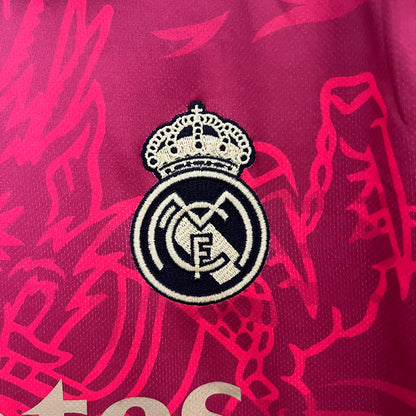 مفهوم ريال مدريد “الأحمر” 2024/2025